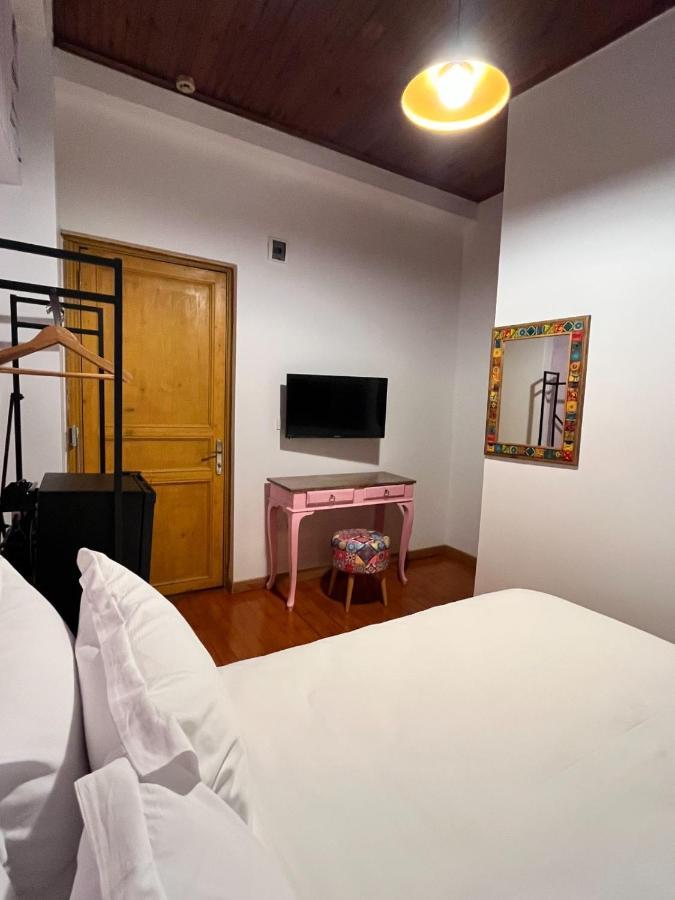 Dimora Kadikoey Otel *